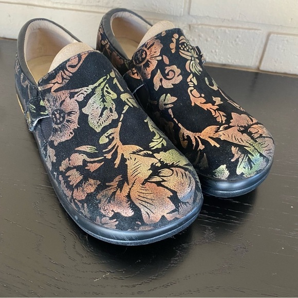 alergria Shoes - Alegria Comfort clogs KAR-557X Karmen Regal Copper Size 40 US 9.5-10 Floral